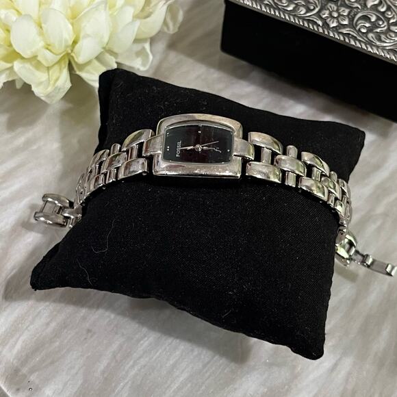 Fossil F2 ES8823 Stainless Steel Analog Quartz Silver Link Bracelet Wrist Watch